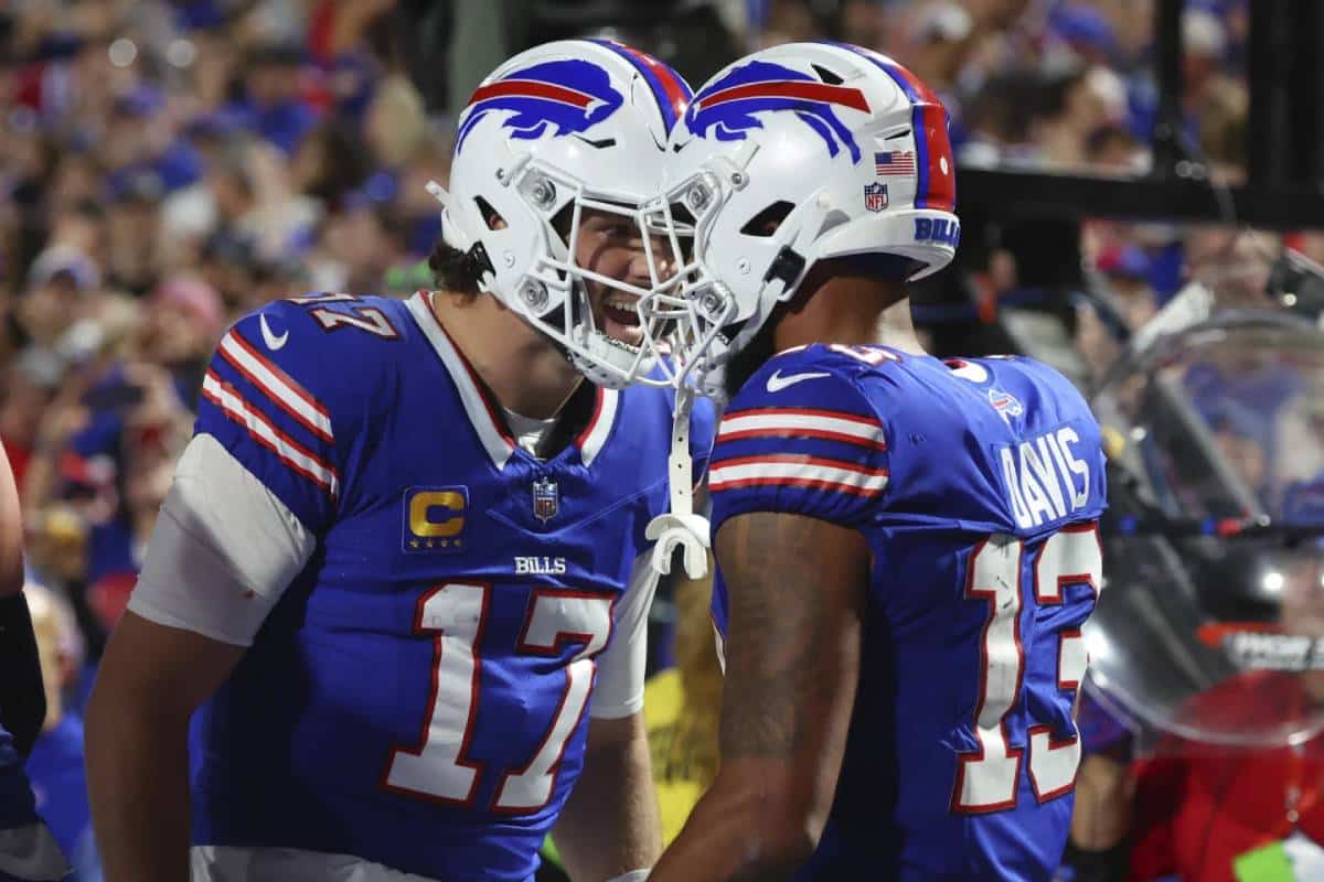 Bills Buccaneers Josh Allen Gabriel Davis