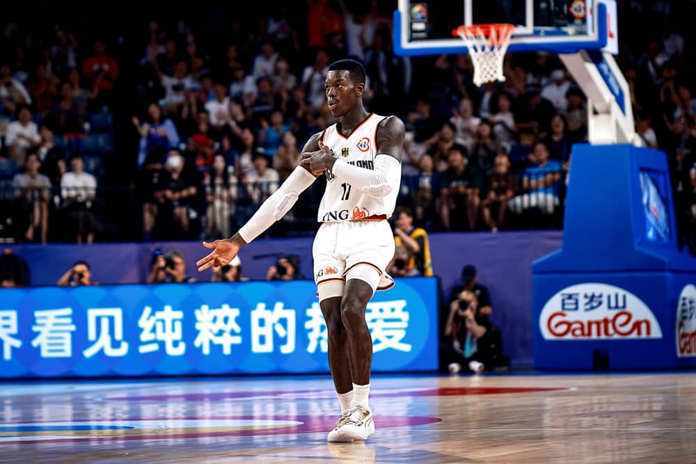 Dennis Schröder and Germany dominate Slovenia