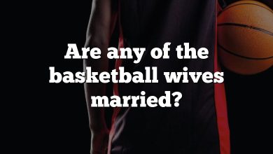 Are any of the basketball wives married?