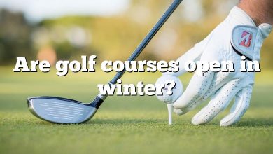 Are golf courses open in winter?