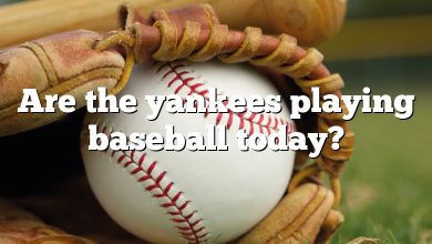 Are the yankees playing baseball today?