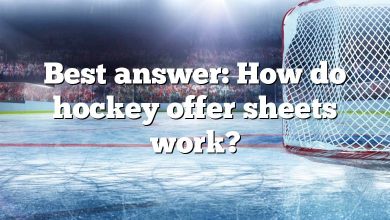 Best answer: How do hockey offer sheets work?