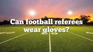Can football referees wear gloves?