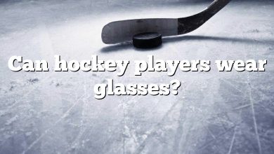Can hockey players wear glasses?