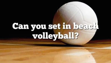 Can you set in beach volleyball?