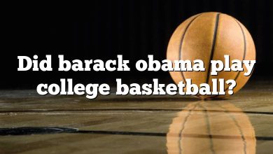 Did barack obama play college basketball?