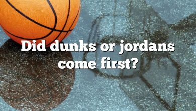 Did dunks or jordans come first?