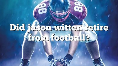 Did jason witten retire from football?