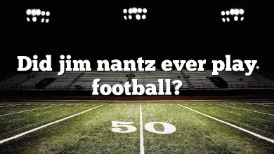 Did jim nantz ever play football?