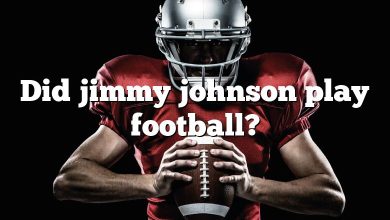 Did jimmy johnson play football?