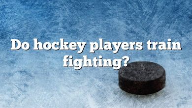 Do hockey players train fighting?