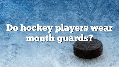 Do hockey players wear mouth guards?