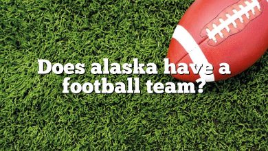 Does alaska have a football team?