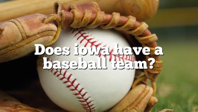 Does iowa have a baseball team?