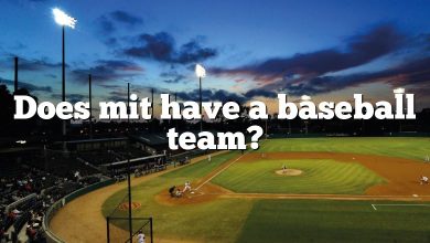 Does mit have a baseball team?