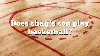 Does shaq’s son play basketball?