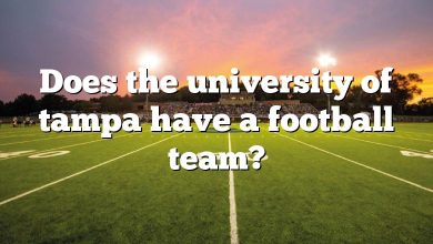 Does the university of tampa have a football team?