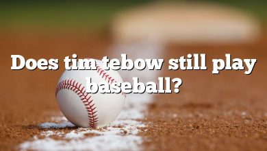 Does tim tebow still play baseball?