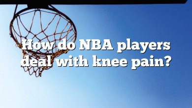 How do NBA players deal with knee pain?