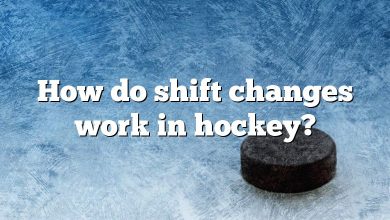 How do shift changes work in hockey?