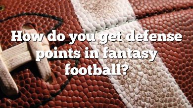 How do you get defense points in fantasy football?