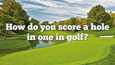 How do you score a hole in one in golf?