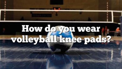 How do you wear volleyball knee pads?