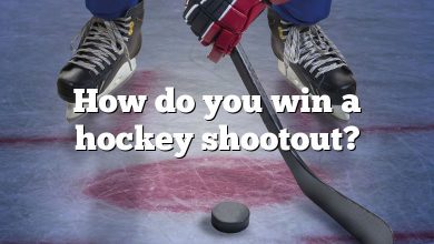 How do you win a hockey shootout?