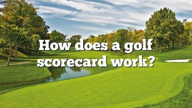 How does a golf scorecard work?