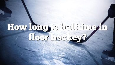 How long is halftime in floor hockey?