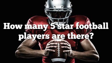 How many 5 star football players are there?