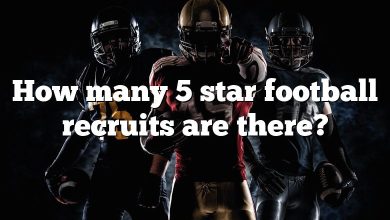 How many 5 star football recruits are there?