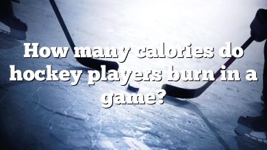 How many calories do hockey players burn in a game?