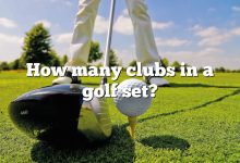 How many clubs in a golf set?