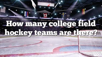 How many college field hockey teams are there?
