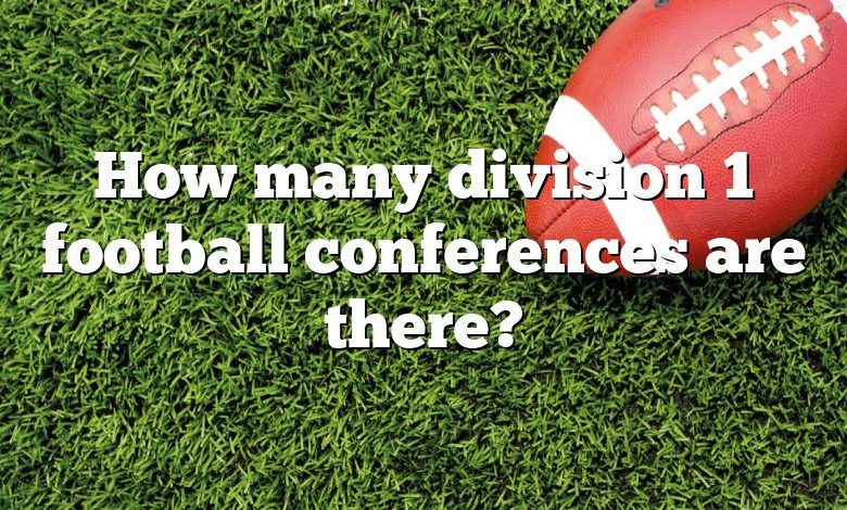 How many division 1 football conferences are there?