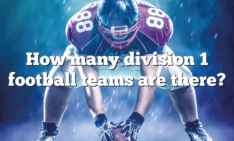 How many division 1 football teams are there?