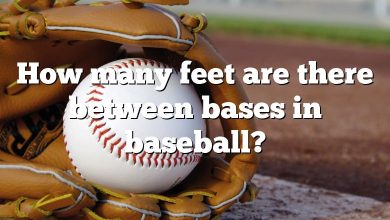 How many feet are there between bases in baseball?