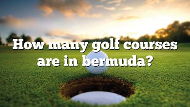 How many golf courses are in bermuda?