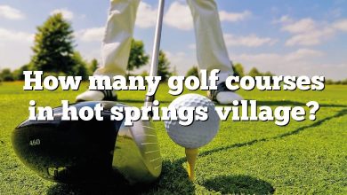 How many golf courses in hot springs village?