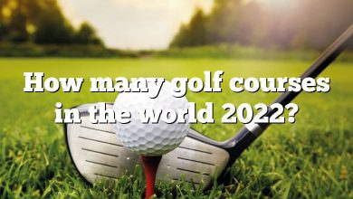 How many golf courses in the world 2022?