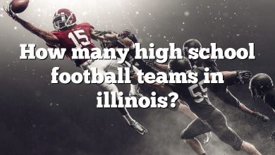 How many high school football teams in illinois?