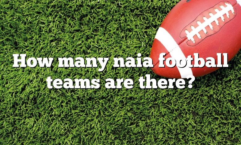 How many naia football teams are there?