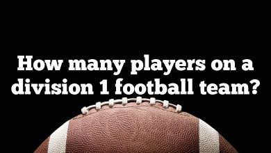 How many players on a division 1 football team?