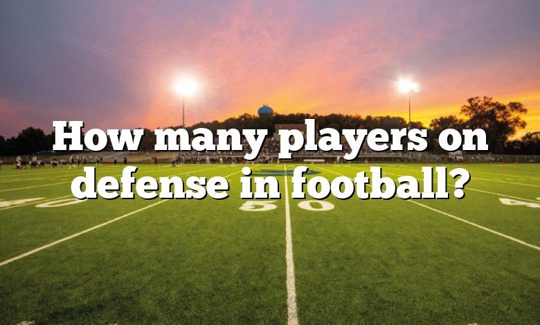 How many players on defense in football?