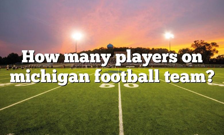 How many players on michigan football team?