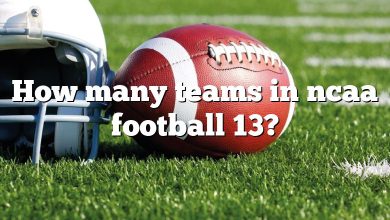 How many teams in ncaa football 13?