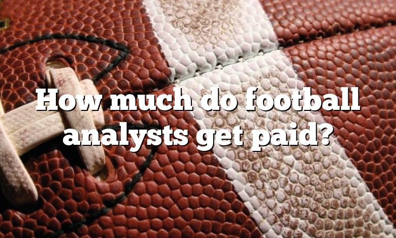 How much do football analysts get paid?