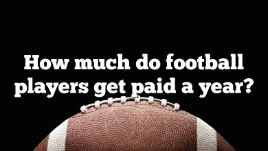 How much do football players get paid a year?