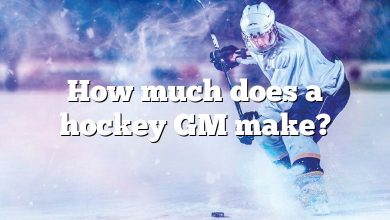 How much does a hockey GM make?